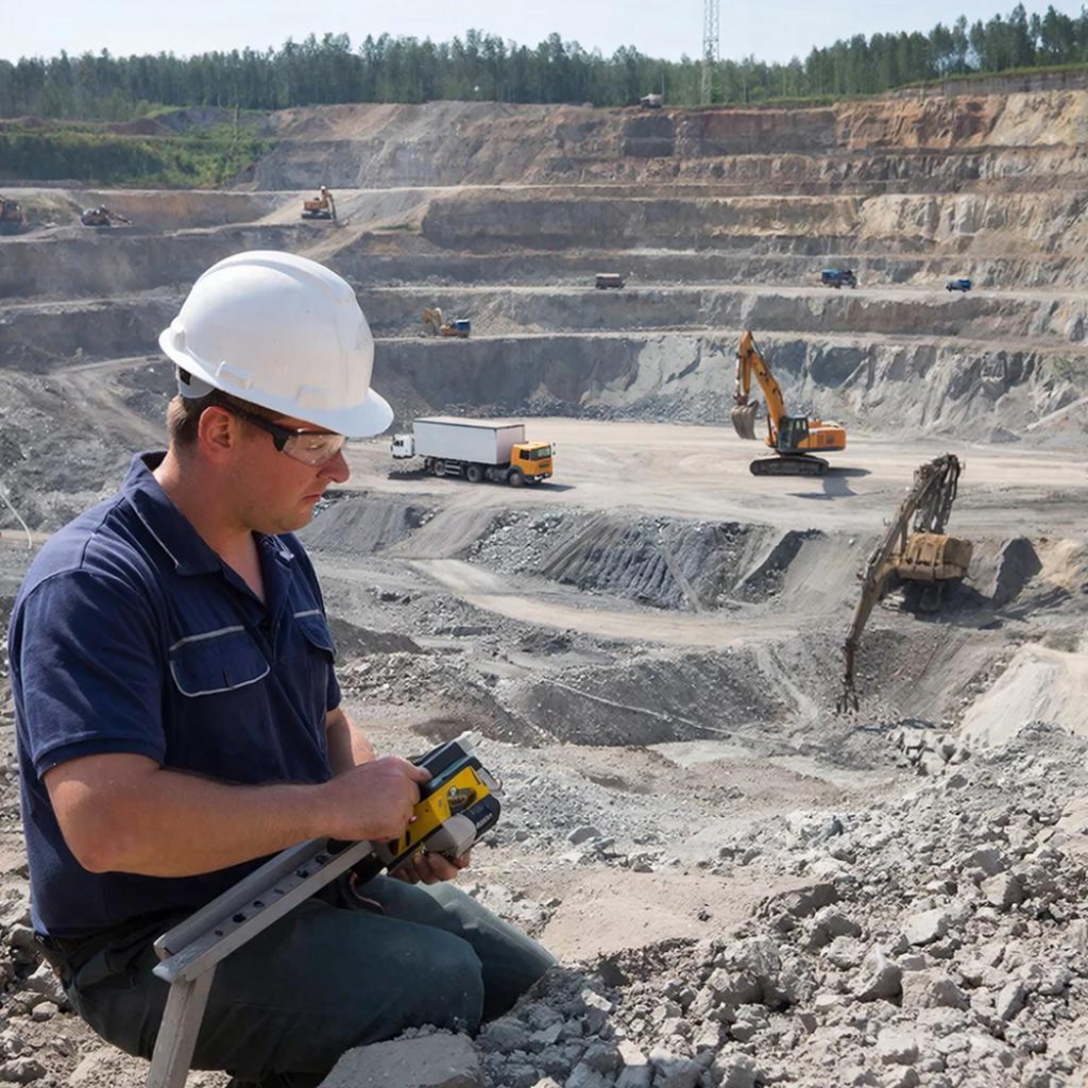 Наблюдения за деформациями на карьерах, их оценка и анализ