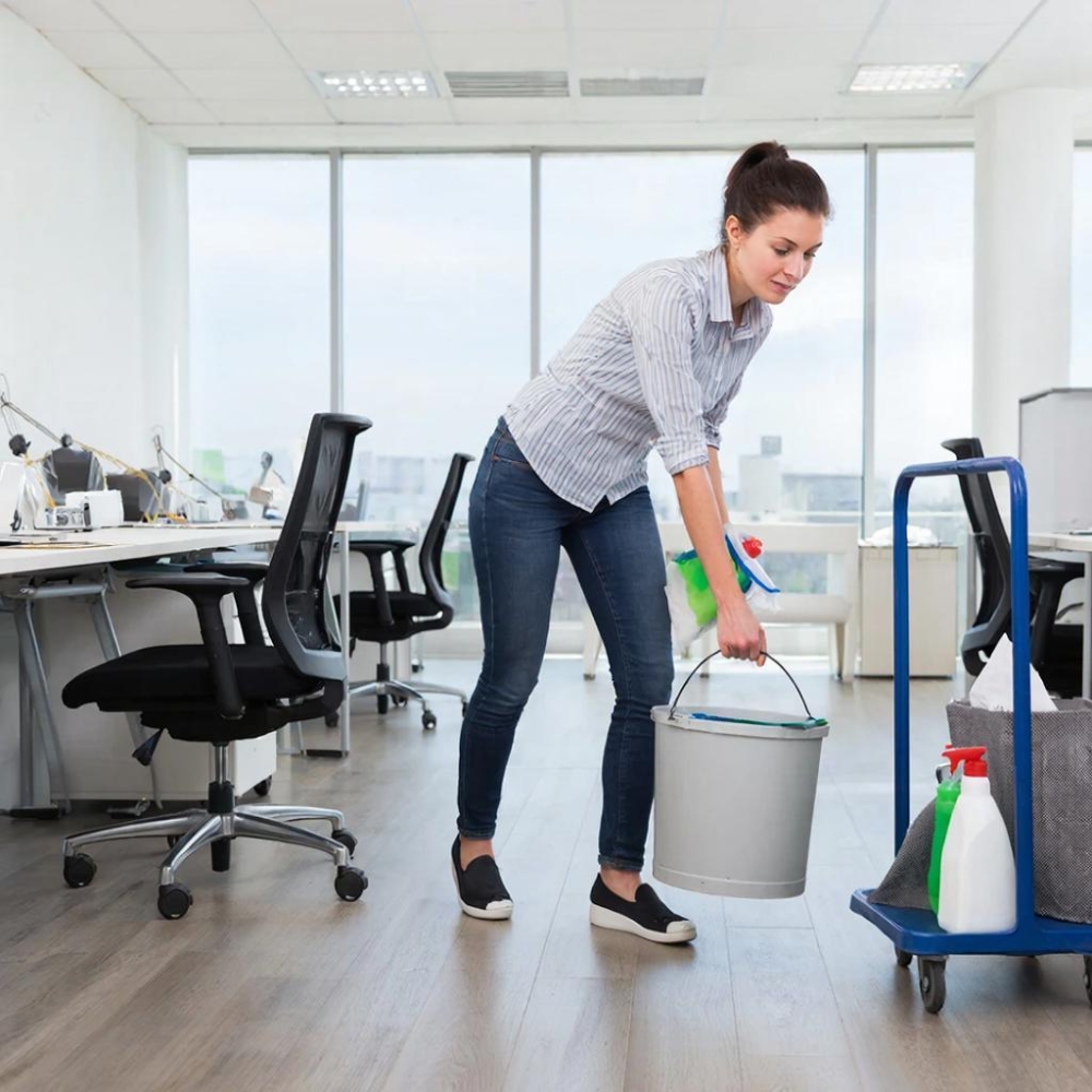 Специалист по профессиональной уборке